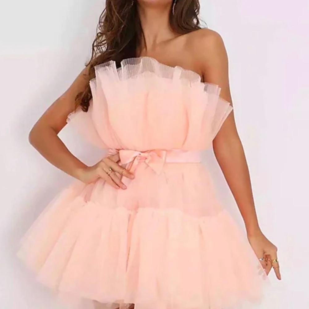 Fashion Nova tulle pink mini strapless dress